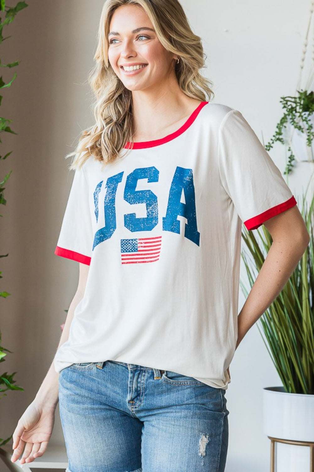 T-Shirts Trendsi Heimish Full Size USA Contrast Trim Short Sleeve T-Shirt
