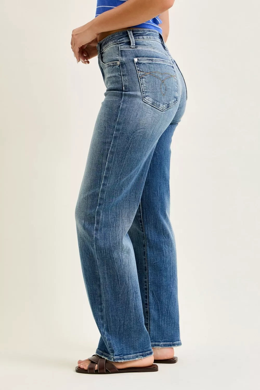 Judy Blue 90s Mid Rise Straight Jeans