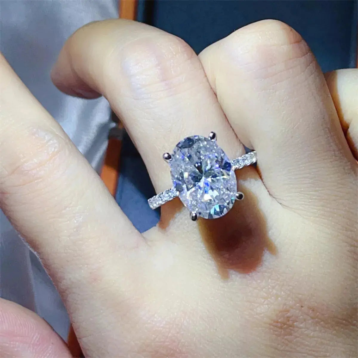925 Sterling Silver Oval Cut 8 Carat Moissanite Ring
