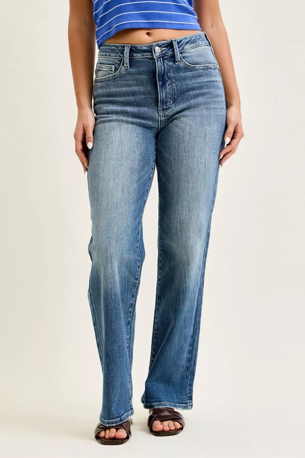 Judy Blue 90s Mid Rise Straight Jeans