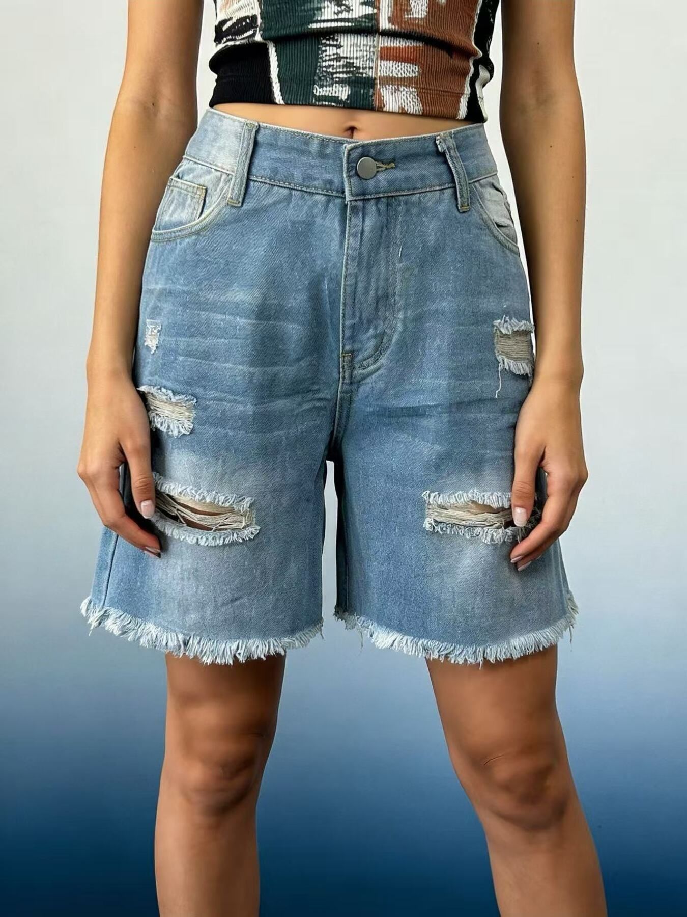 Plus Size Distressed Frayed Hem Denim Shorts