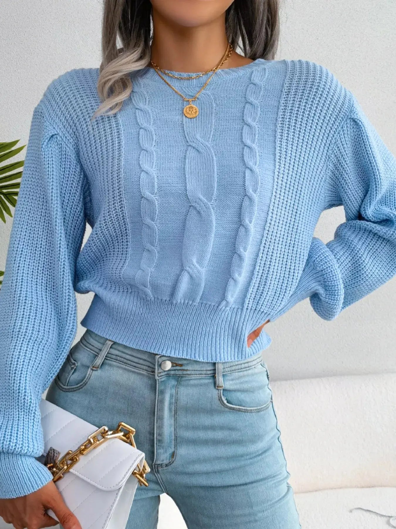 Cable Knit Crew Neck Cropped Sweater