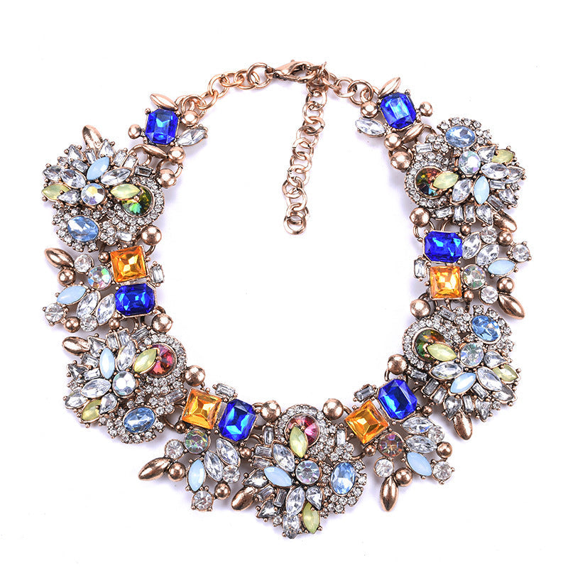 Short Necklace Women Ornament Full Diamond Exaggerated Floral Necklace Clothing Accessories