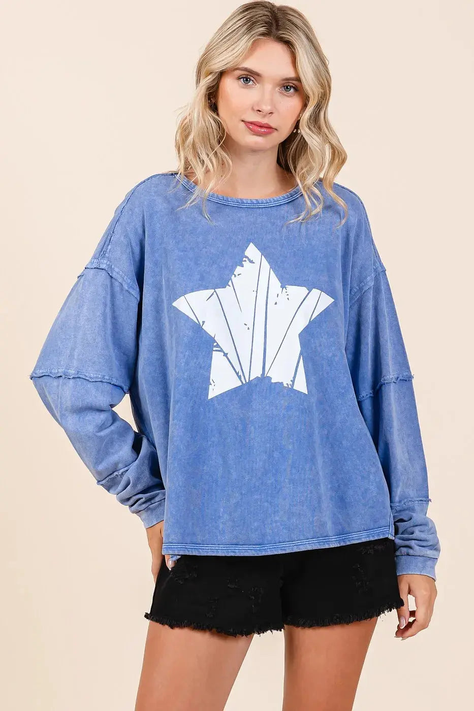Women's Long Sleeve Top - Star Graphic Mineral Wash - Trendy & Comfy
