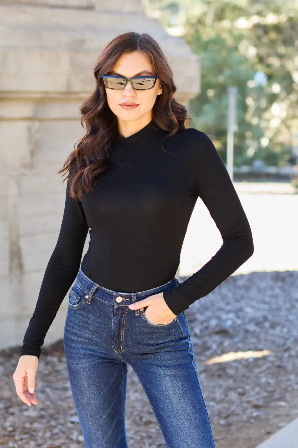 Basic Bae Full Size Round Neck Long Sleeve Bodysuit