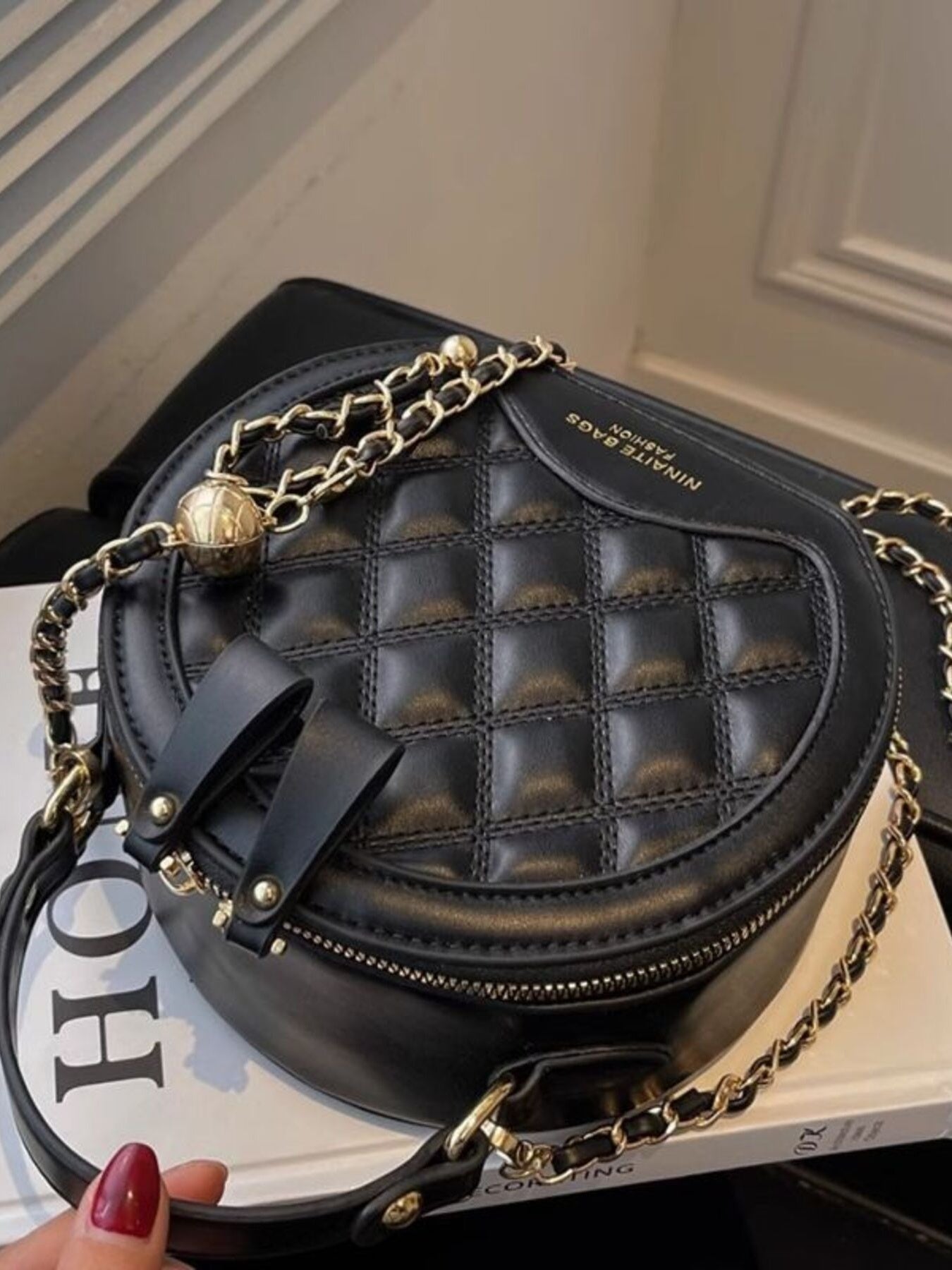 Quilted Chain Strap Crossbody Bag