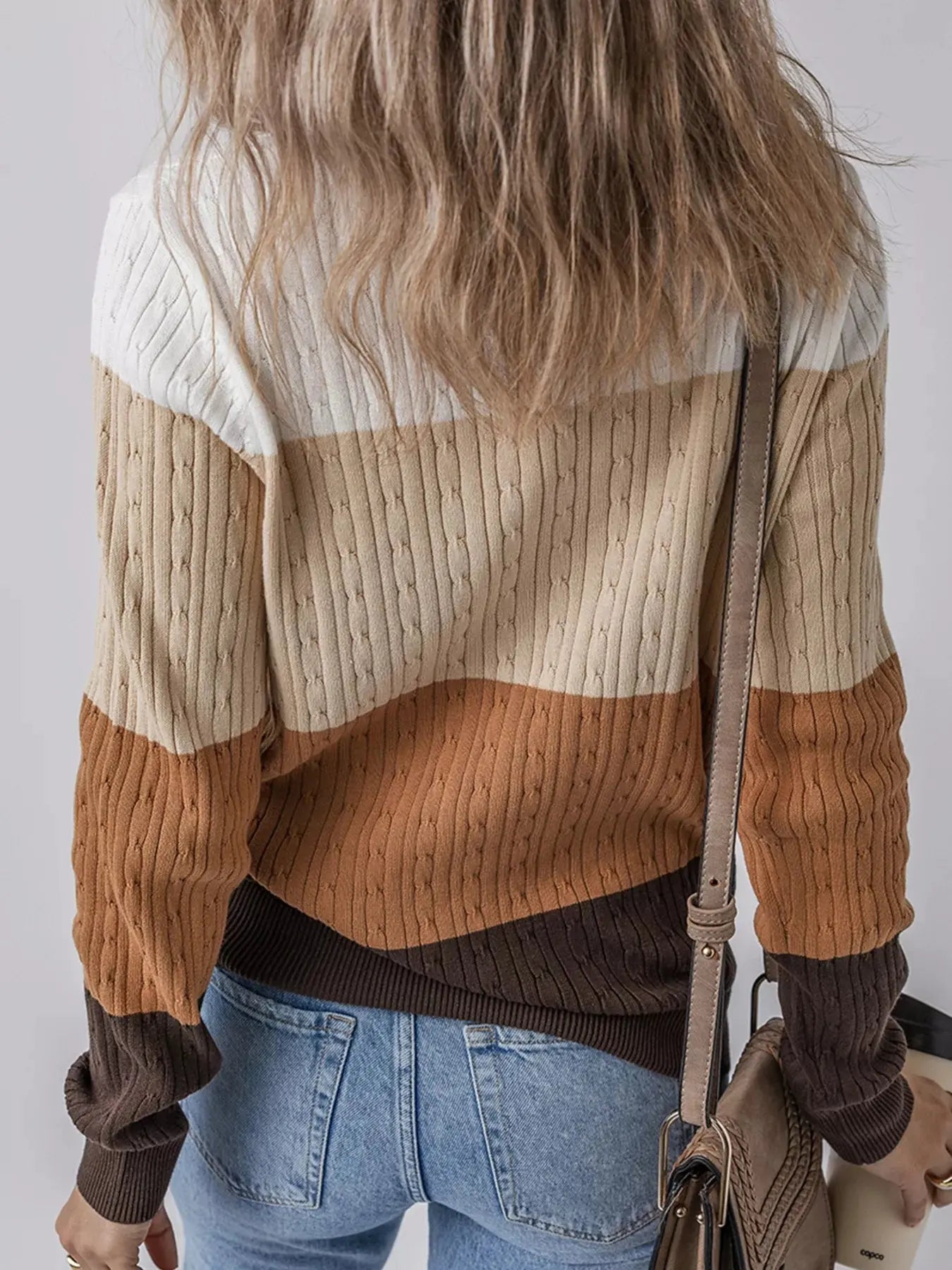 Colorblock Round Neck Cable Knit Sweater