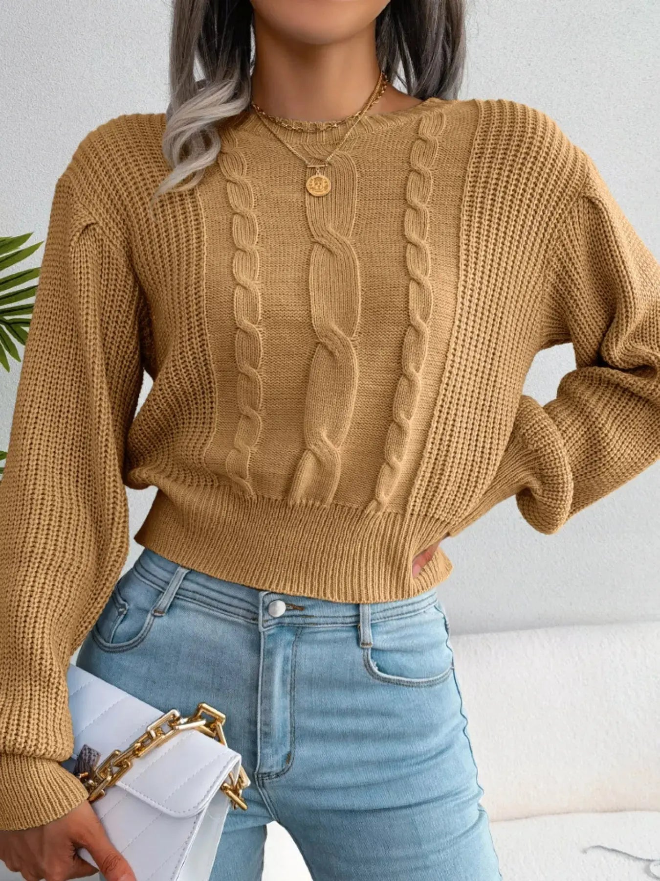 Cable Knit Crew Neck Cropped Sweater
