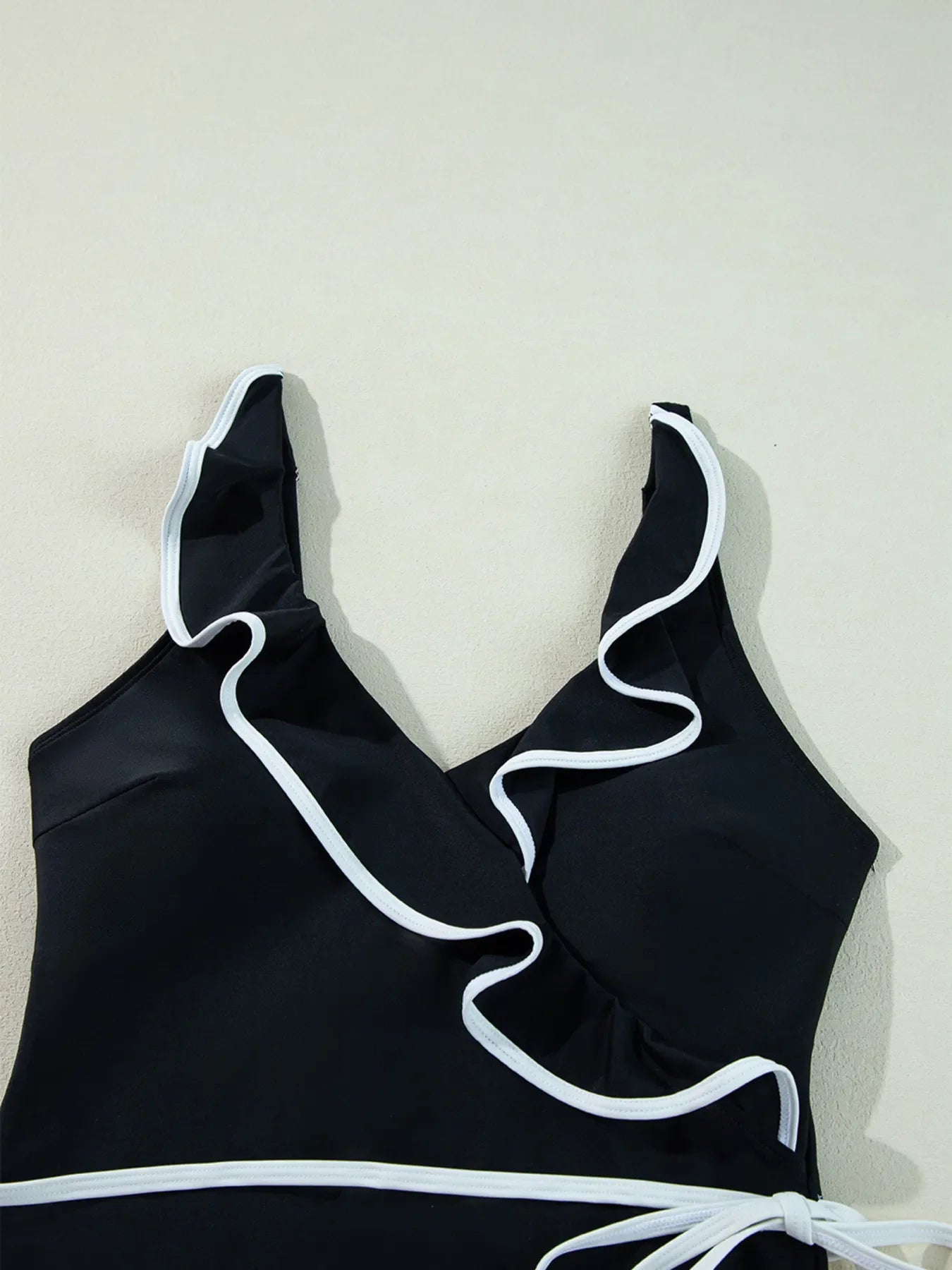 Ruffle Trim V Neck One Piece Swimsuit