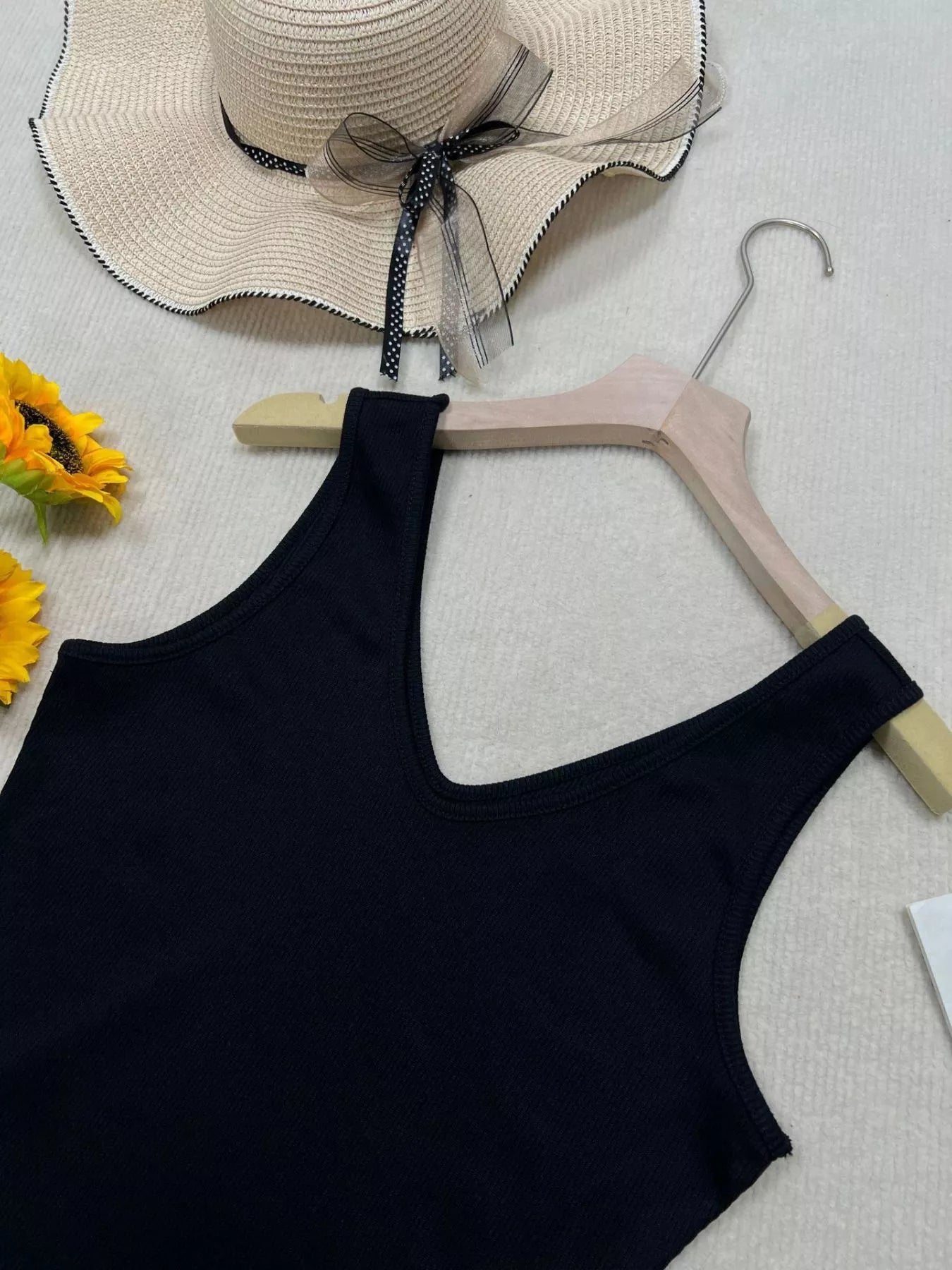 Slim Fit V Neck Tank Top