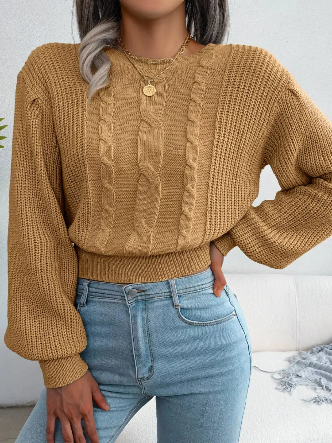 Cable Knit Crew Neck Cropped Sweater