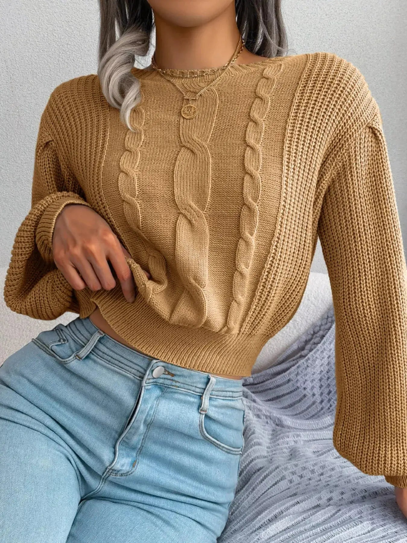Cable Knit Crew Neck Cropped Sweater