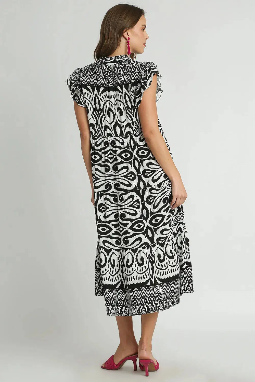 Umgee Two Tone Border Print Ruffle Cap Sleeve Midi Dress – Plus Size
