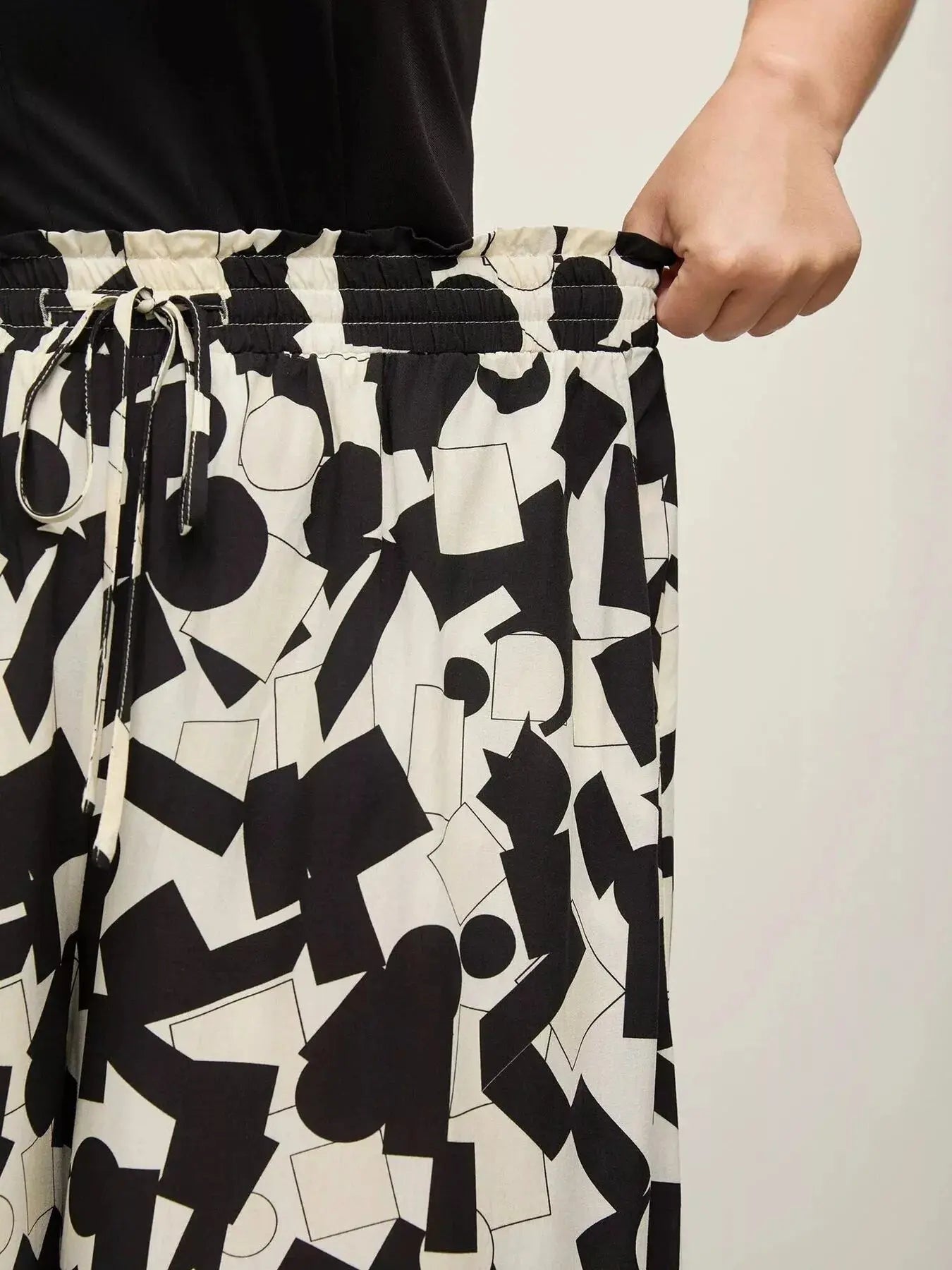 Plus Size Abstract Wide Leg Pants