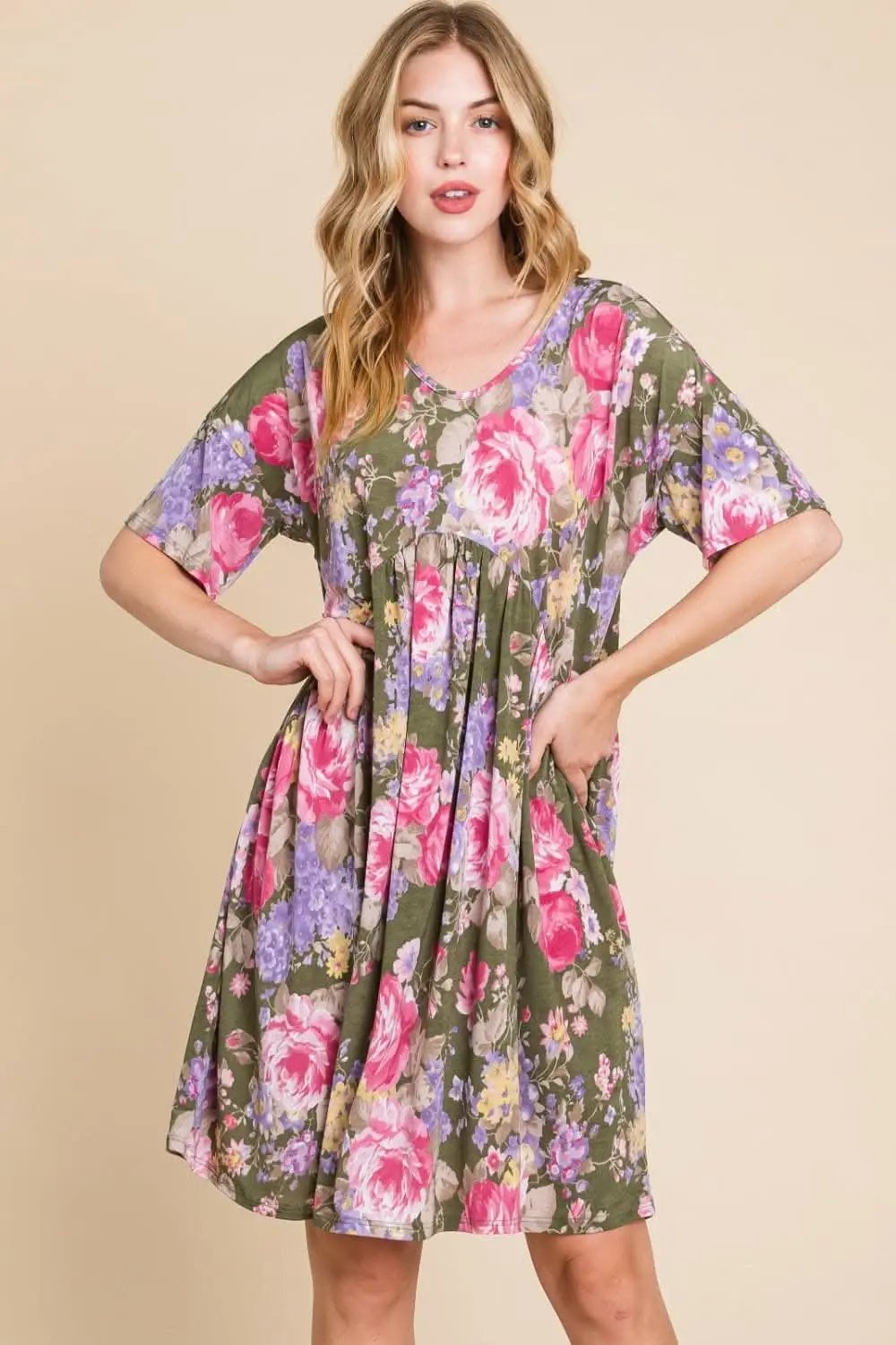 Dresses Trendsi Floral V-Neck Dress Women's Casual Party Dress Ruched & Flattering