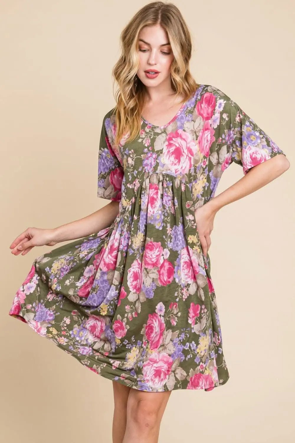 Dresses Trendsi Floral V-Neck Dress Women's Casual Party Dress Ruched & Flattering