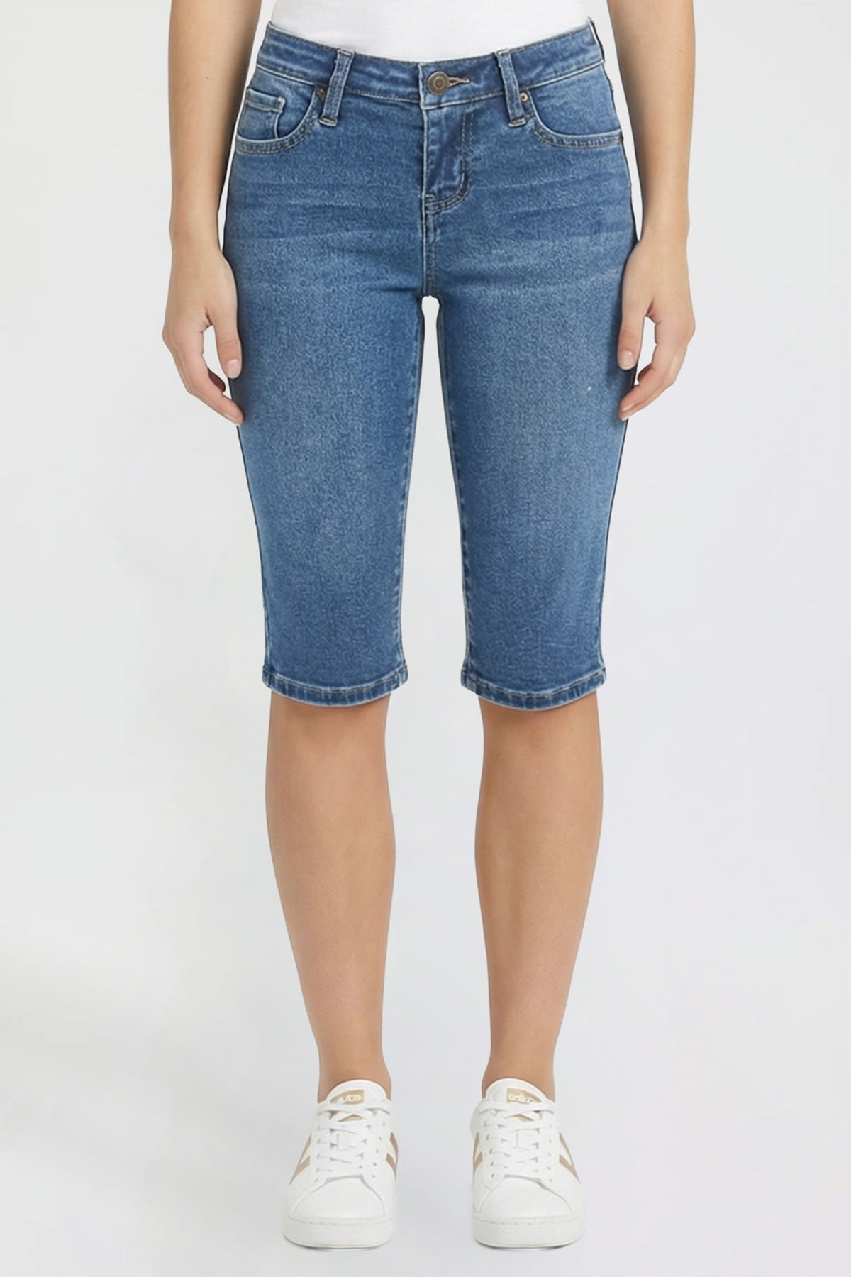Women's Luxe Essential Capri