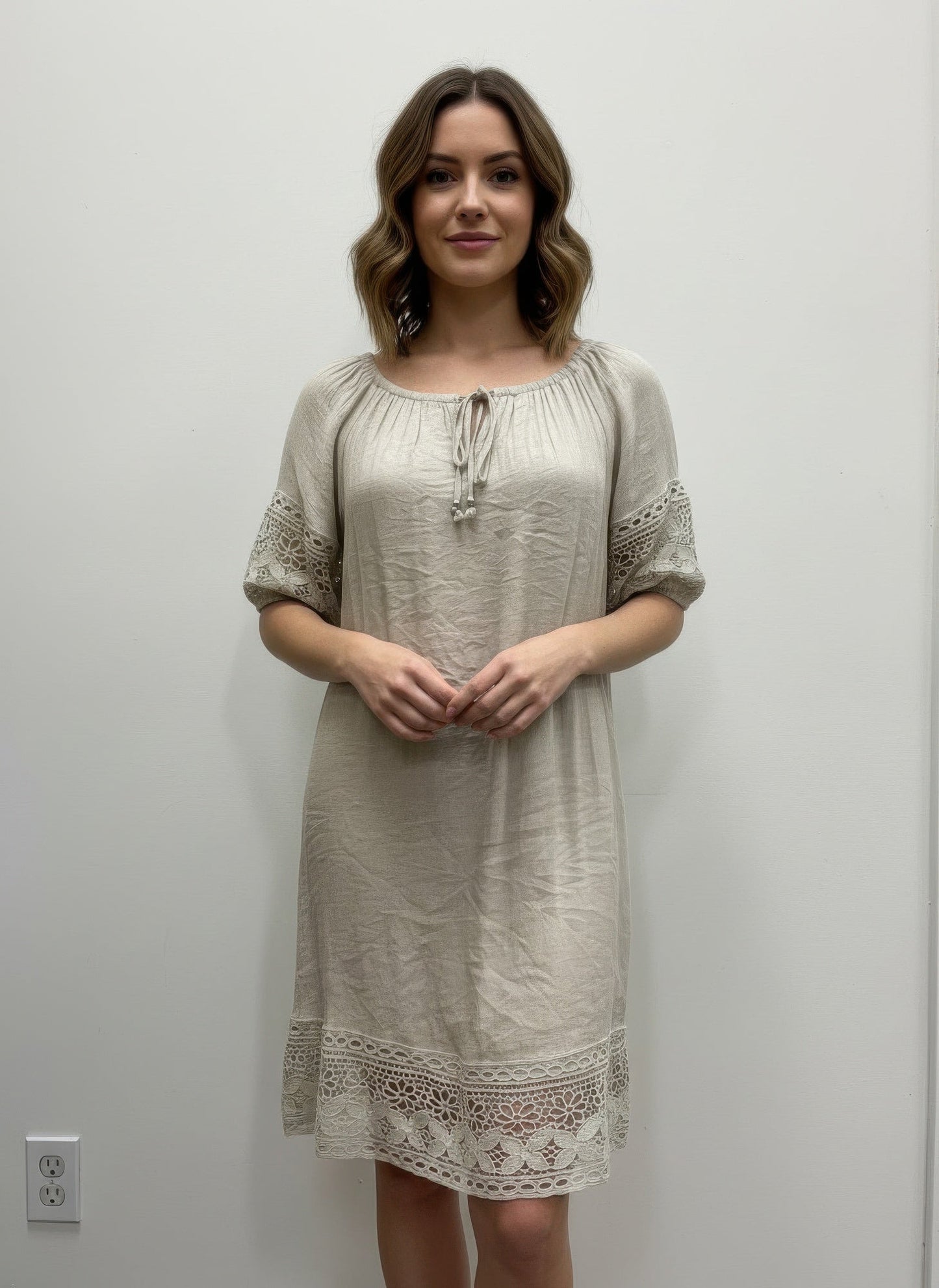 Mlle Gabrielle Solid Short Sleeve Dress