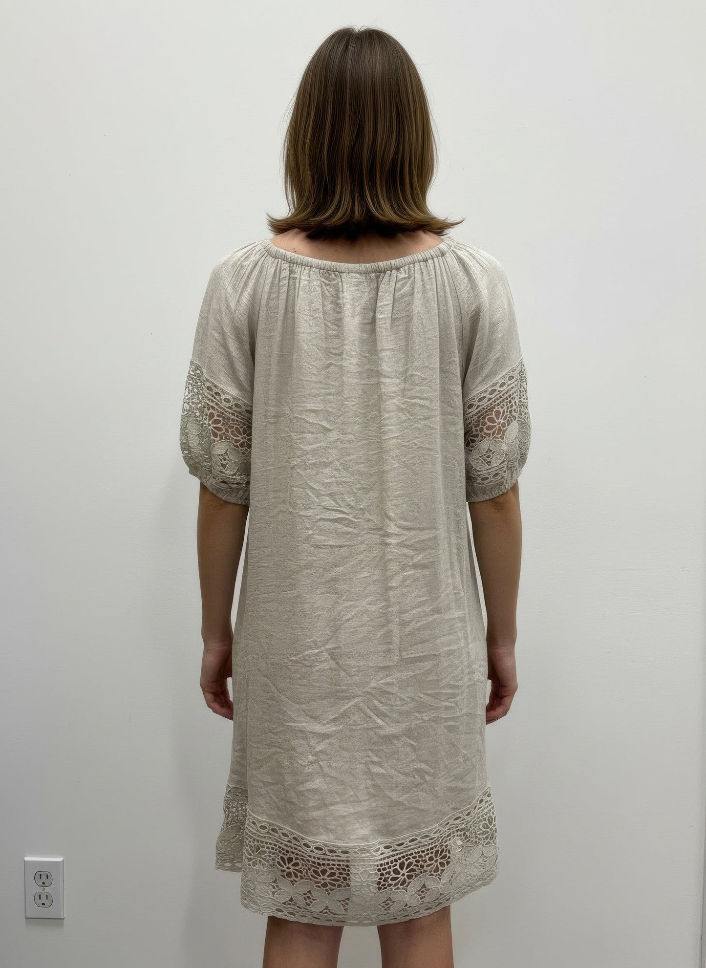 Mlle Gabrielle Solid Short Sleeve Dress