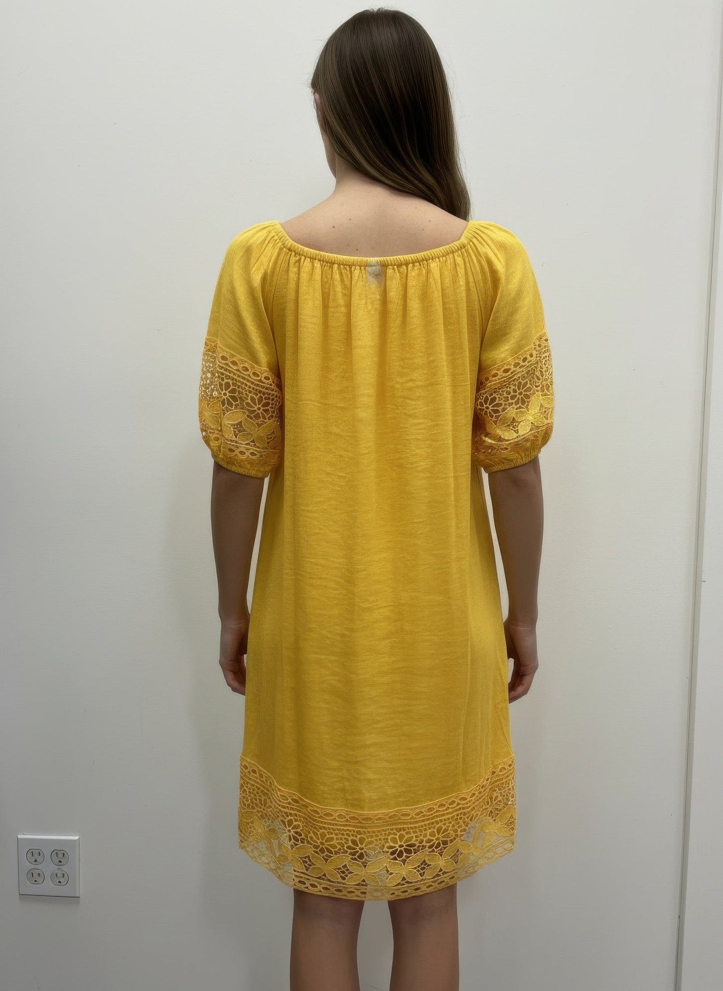 Mlle Gabrielle Solid Short Sleeve Dress