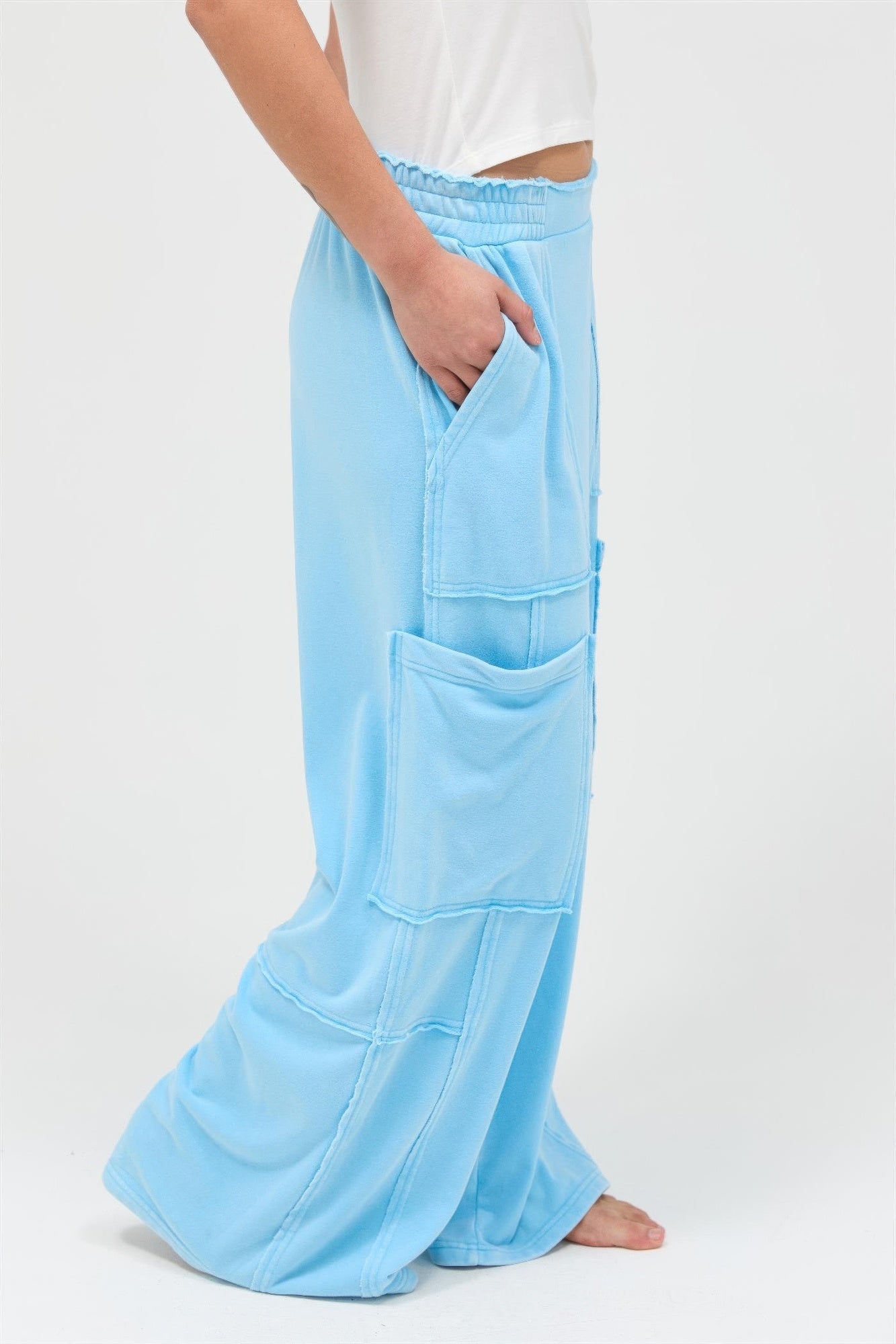 Mineral Wash Wide Leg Cargo Pants