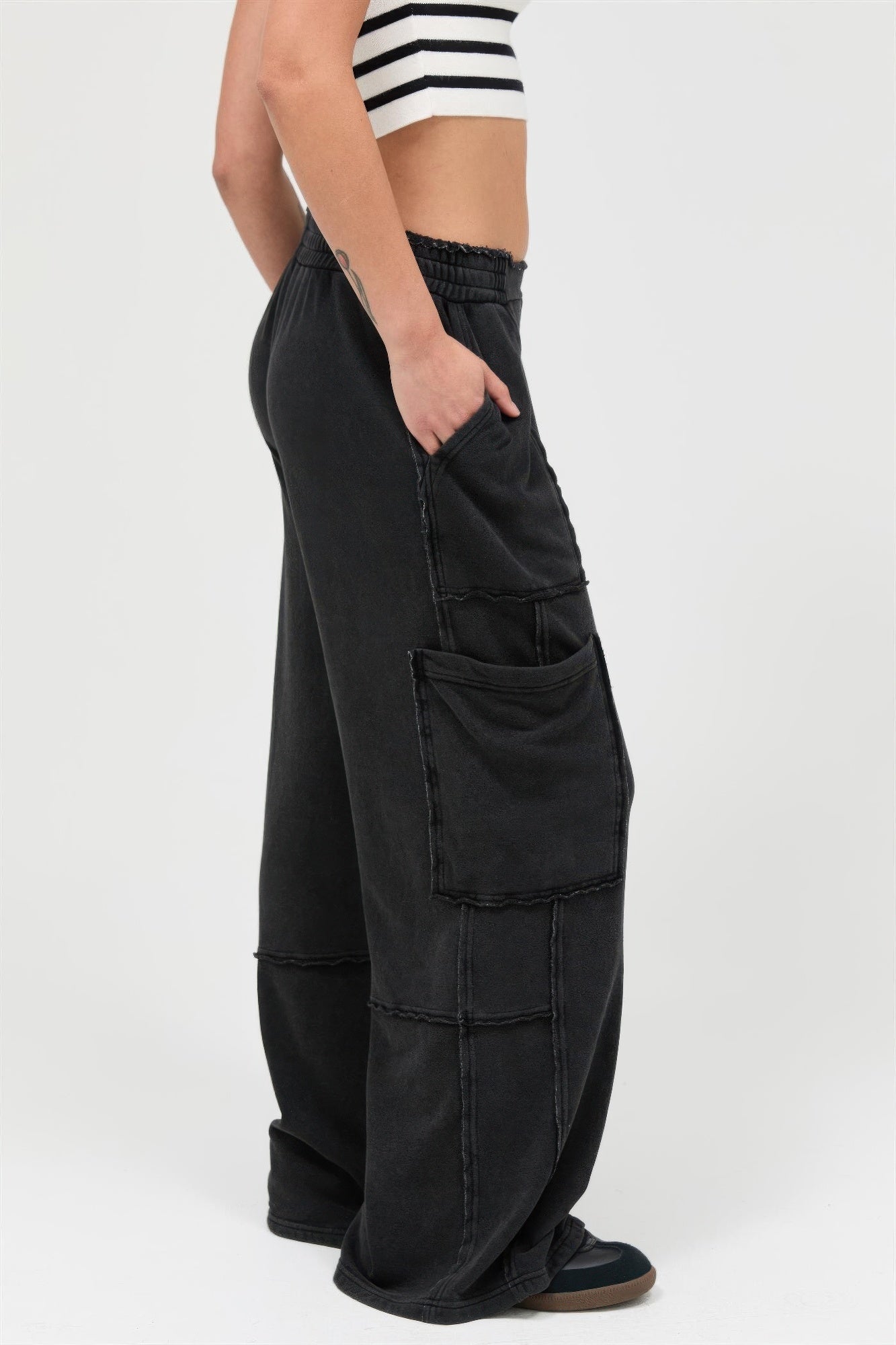 Mineral Wash Wide Leg Cargo Pants