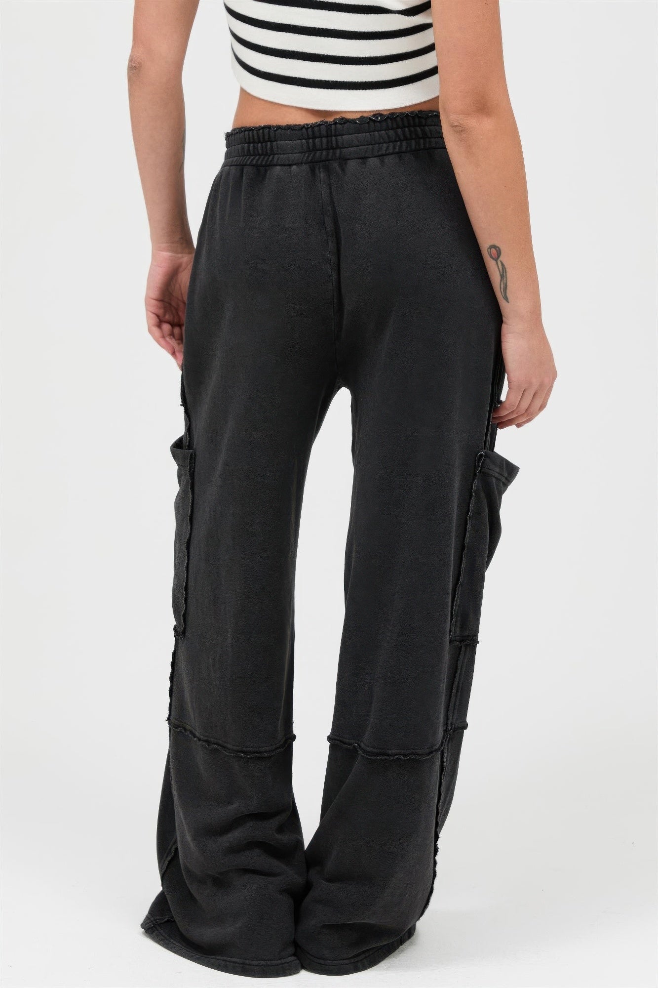 Mineral Wash Wide Leg Cargo Pants