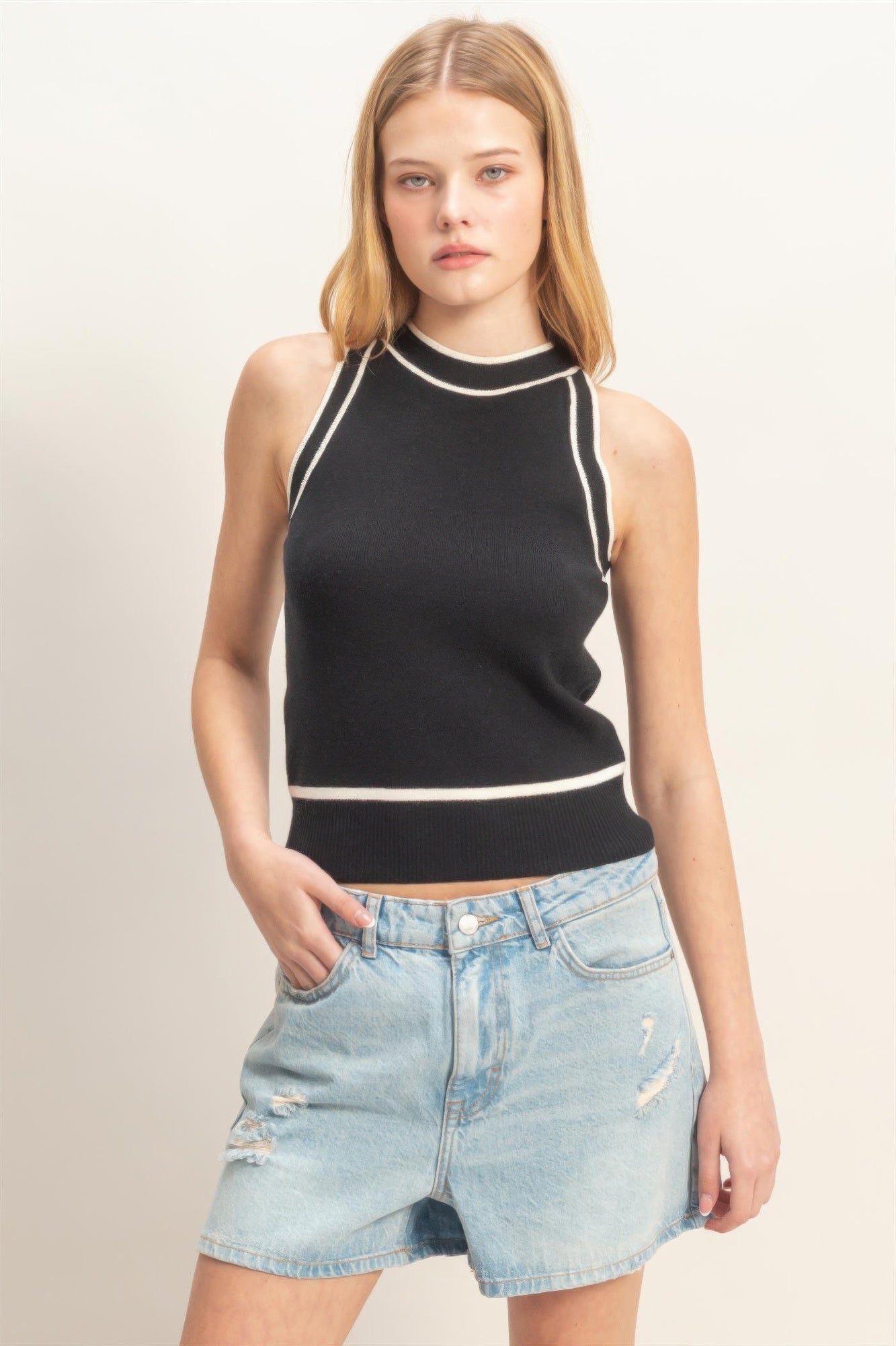 Contrast Trim Sleeveless Ribbed Top