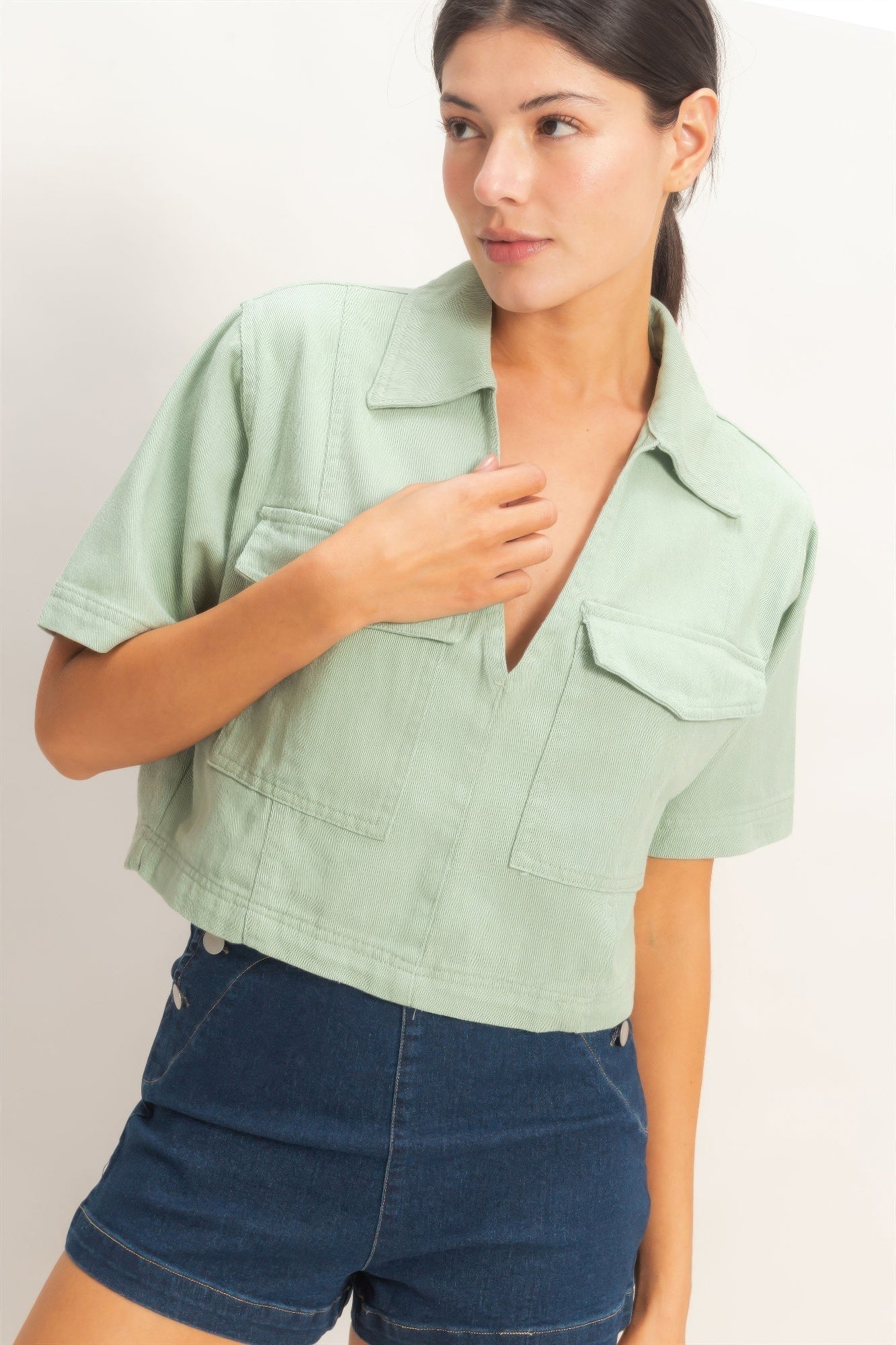 Collared V-neck Top