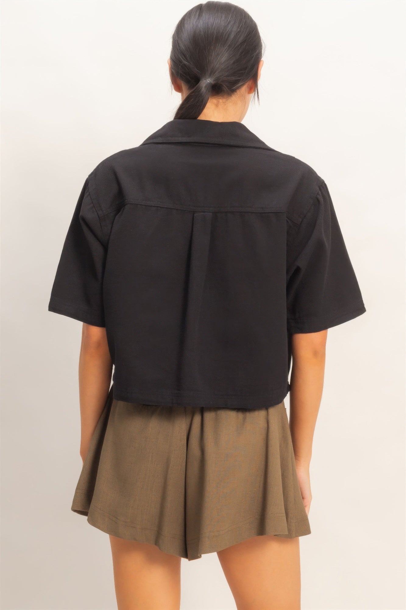 Collared V-neck Top