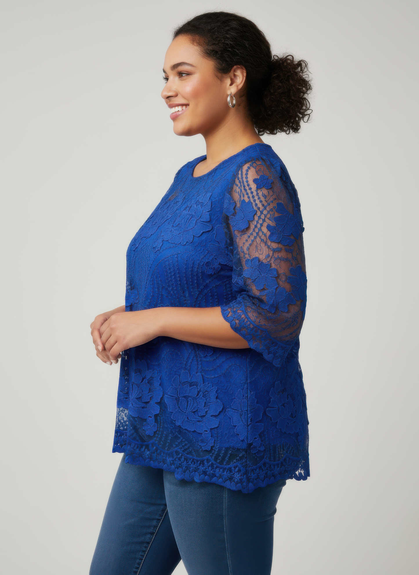 Elegant Floral Lace Sleeve Blouse