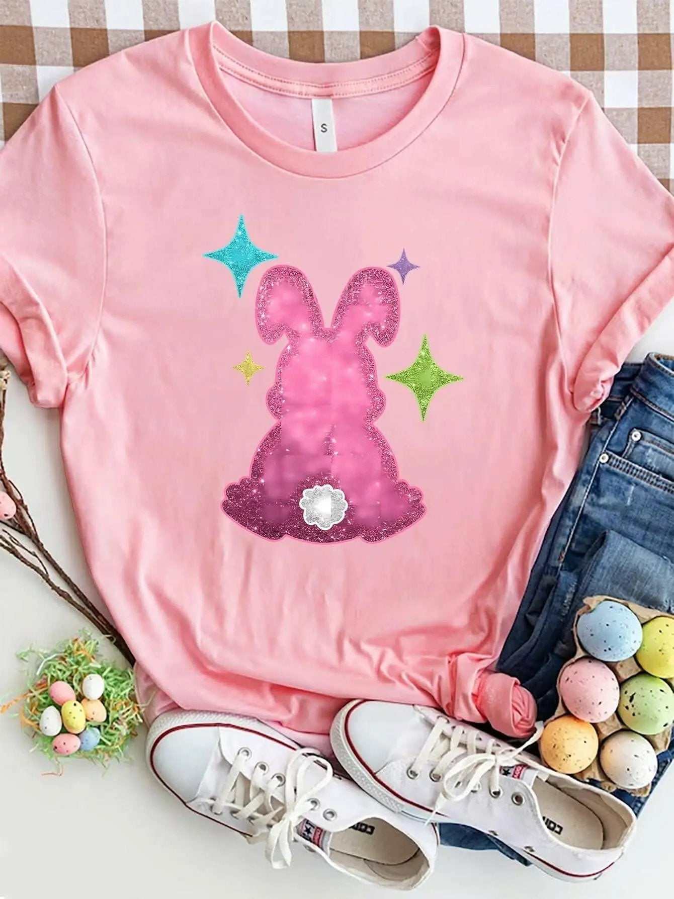 T-Shirts Trendsi Graphic - Charming rabbit print tee for women