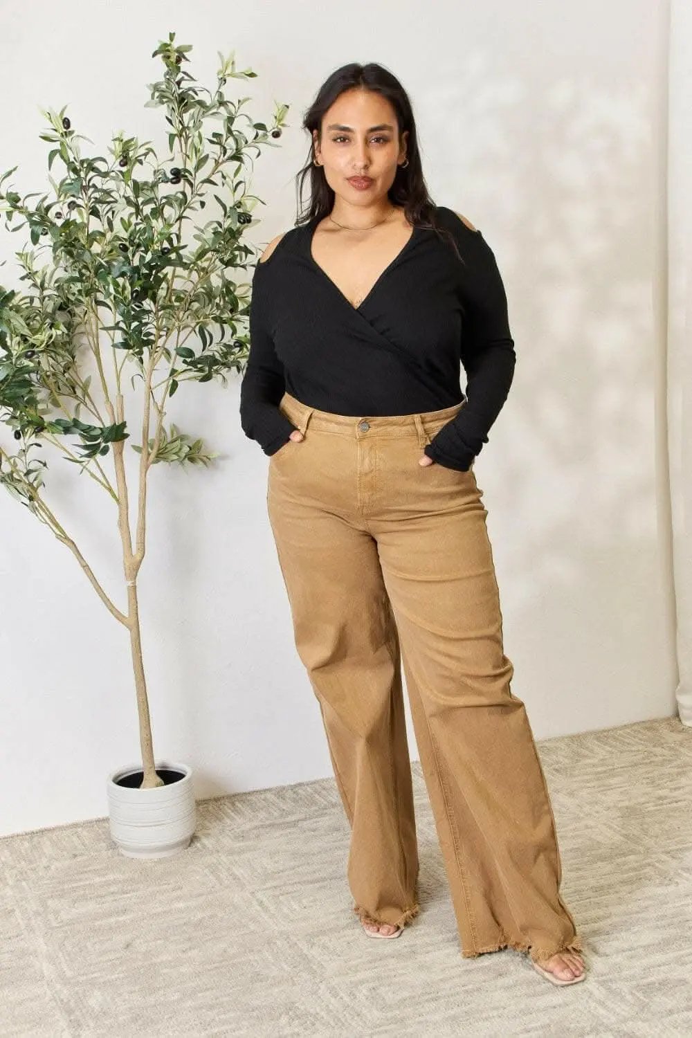Women's Ribbed Top Ribbed Top - Cold Shoulder - Chic Premium Quality