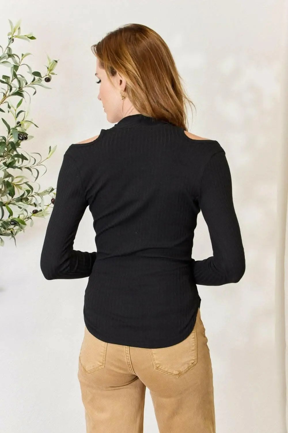 Women's Ribbed Top Ribbed Top - Cold Shoulder - Chic Premium Quality