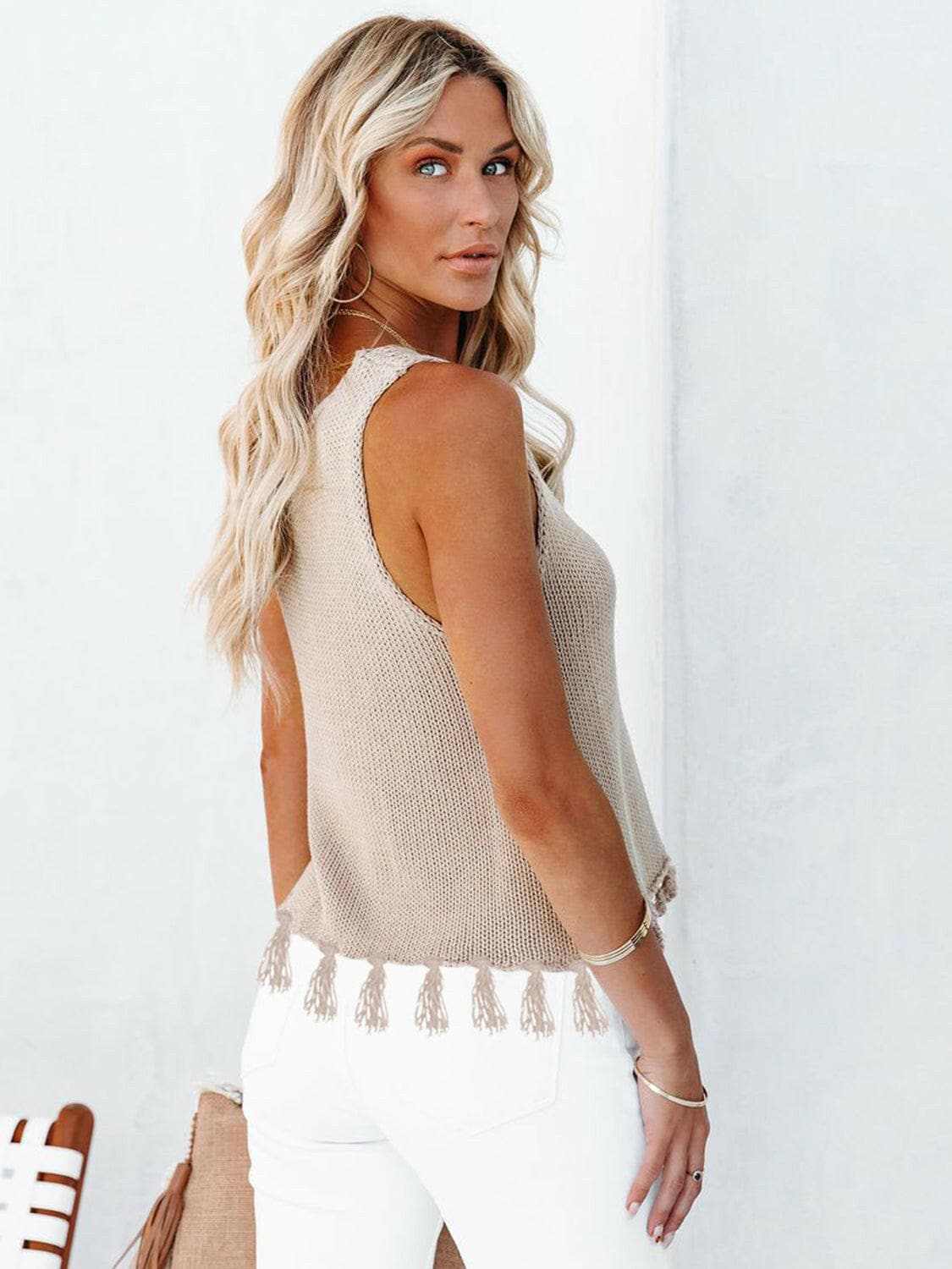 T-Shirts Trendsi just arrived - Chic cutout tank with tassels