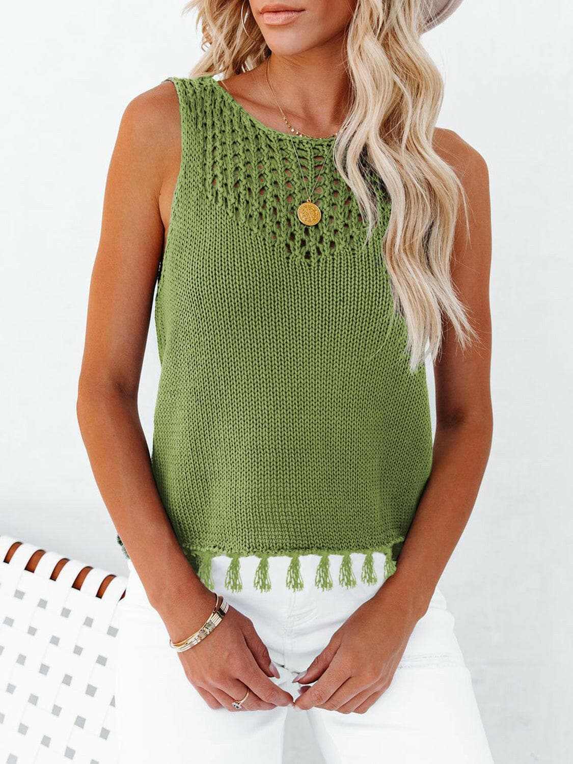 T-Shirts Trendsi just arrived - Chic cutout tank with tassels