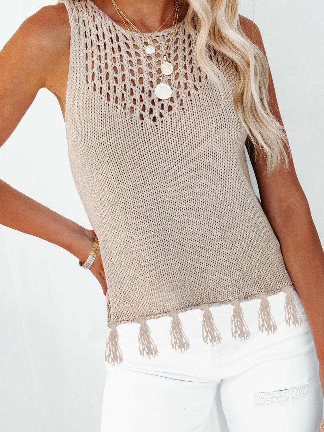 T-Shirts Trendsi just arrived - Chic cutout tank with tassels