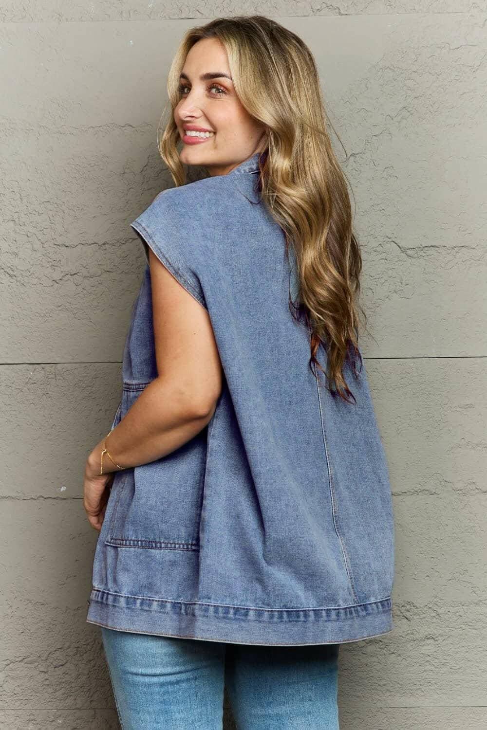 Trendsi Denim Sleeveless Top With Pockets — Casual Summer Style