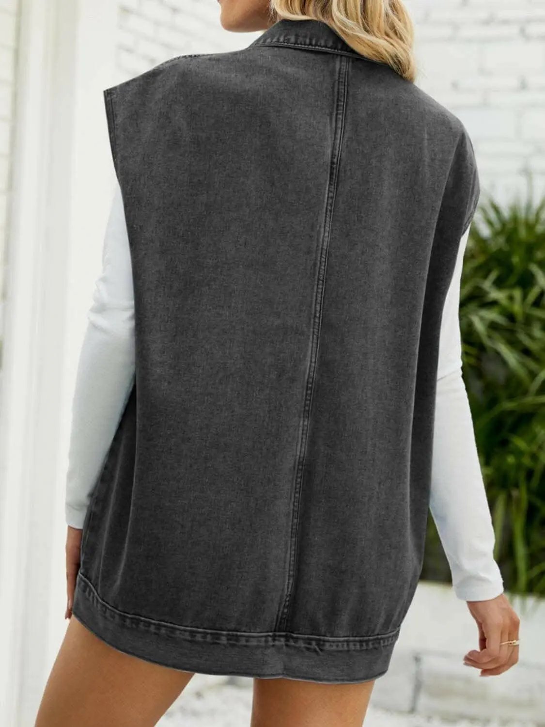 Trendsi Denim Sleeveless Top With Pockets — Casual Summer Style
