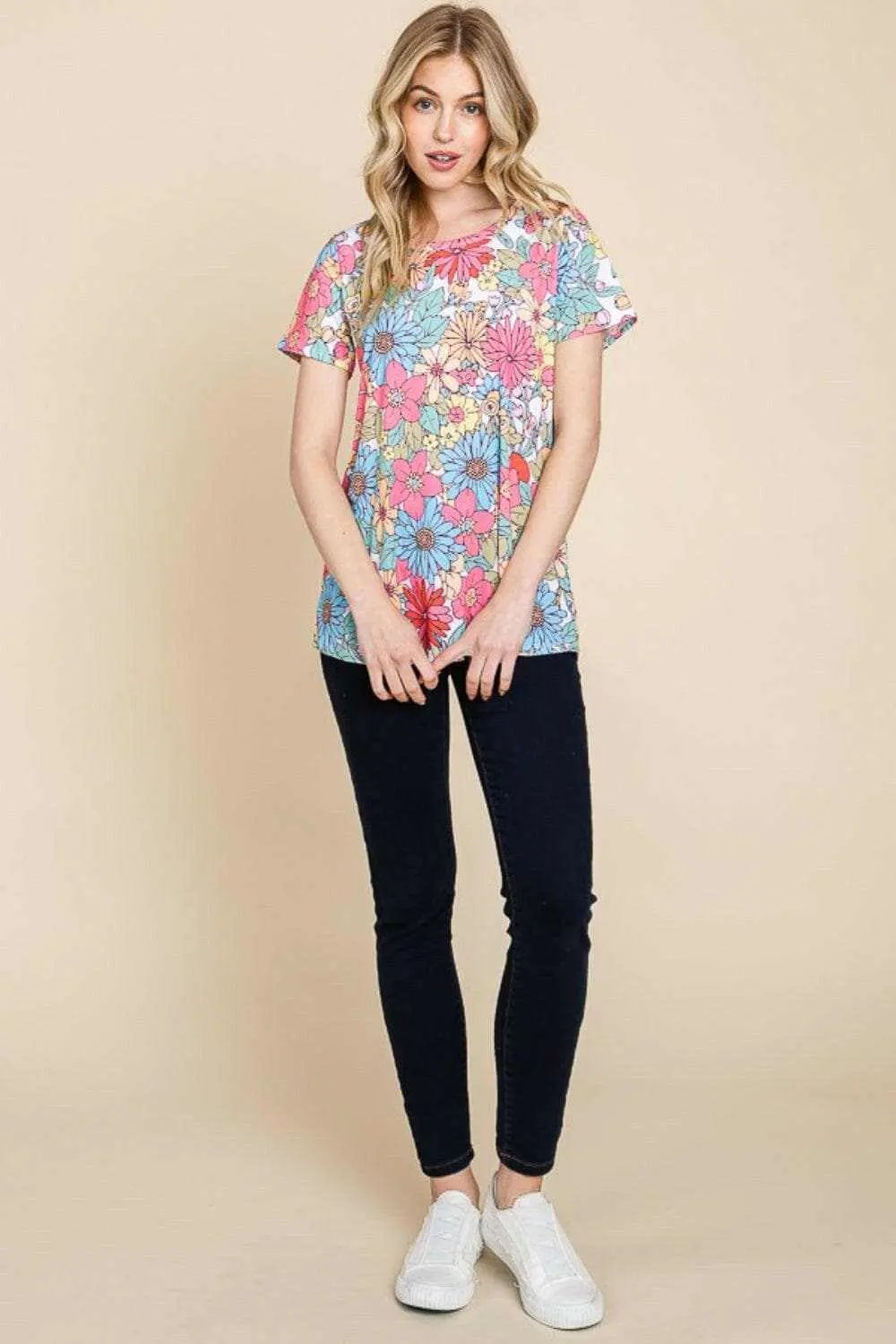 T-Shirts Trendsi Chic floral tee by bombom - soft fabric