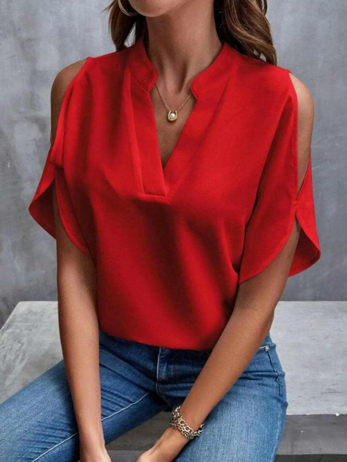 T-Shirts Trendsi just arrived - Chic notched cold shoulder blouse