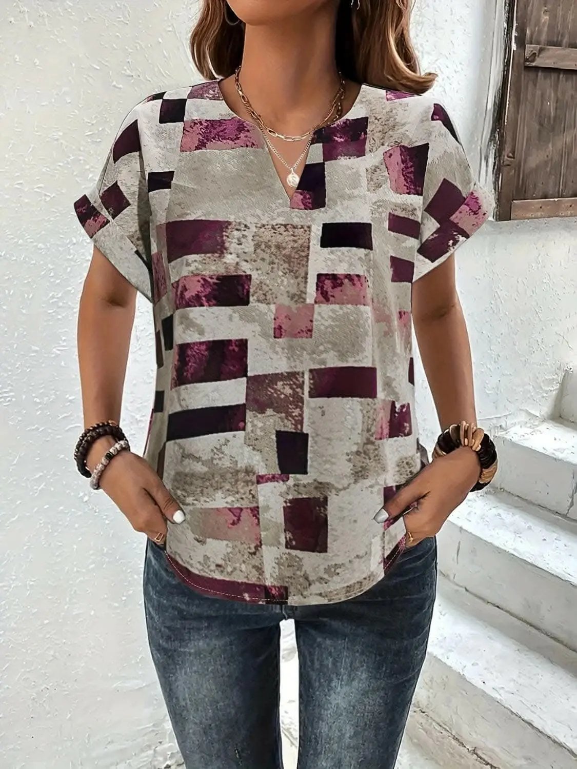 T-Shirts Trendsi just arrived - Chic printed notched blouse