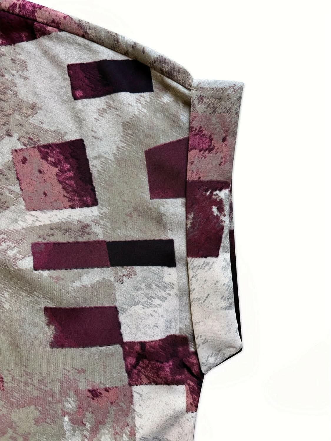 T-Shirts Trendsi just arrived - Chic printed notched blouse