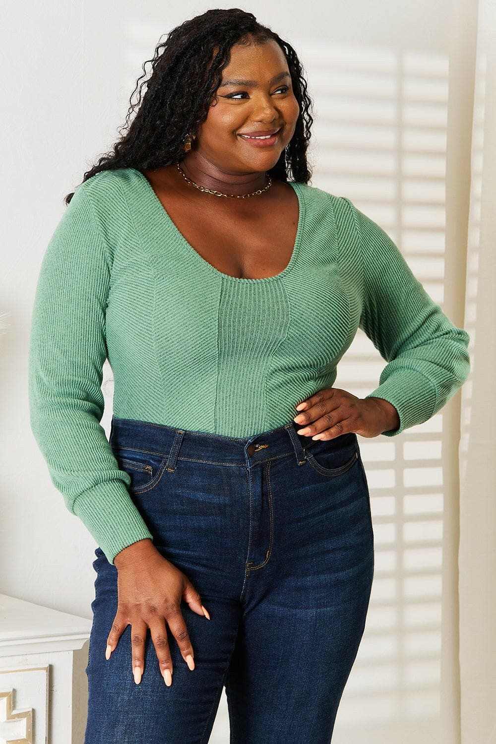 T-Shirts Trendsi TIKTOK - Chic scoop neck long sleeve top