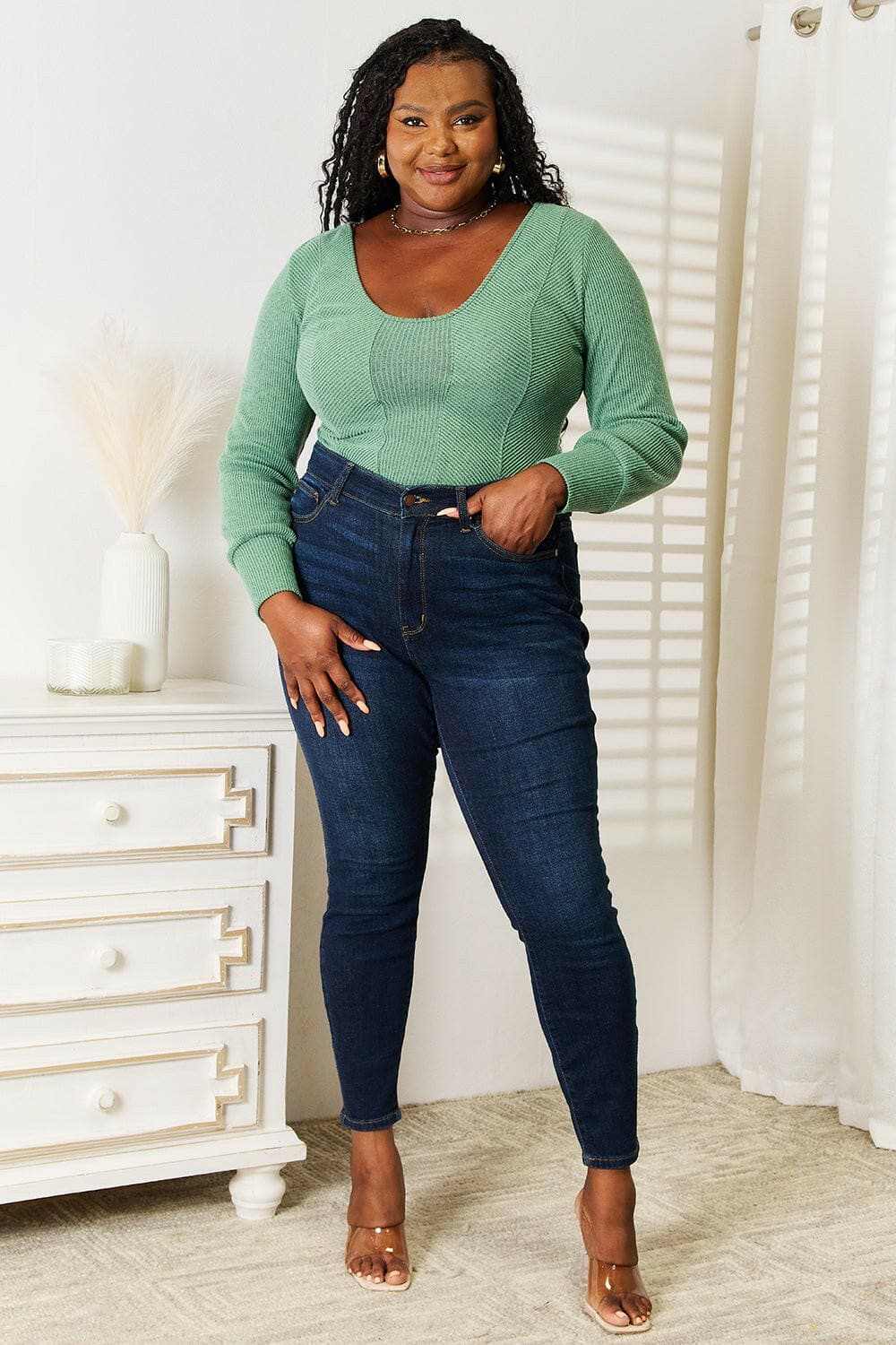 T-Shirts Trendsi TIKTOK - Chic scoop neck long sleeve top