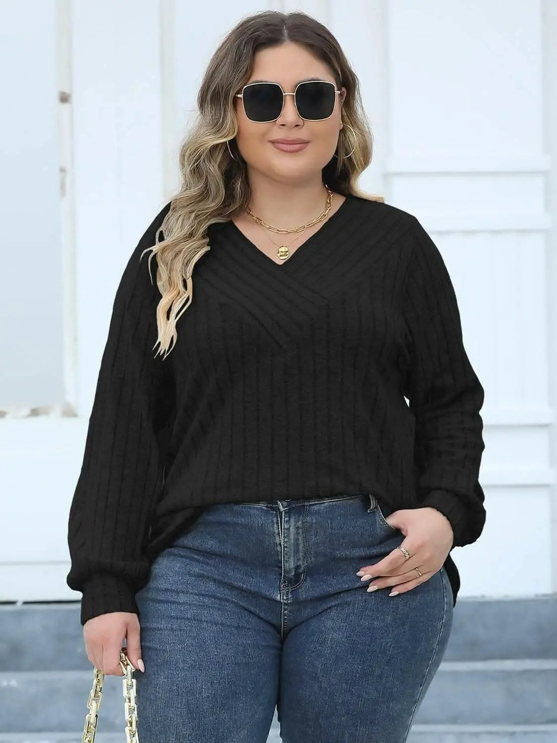 T-Shirts Trendsi plus - Cozy ribbed v-neck top for curves
