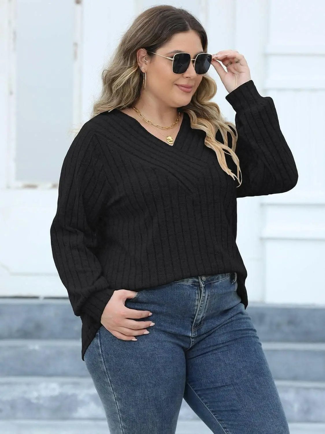 T-Shirts Trendsi plus - Cozy ribbed v-neck top for curves