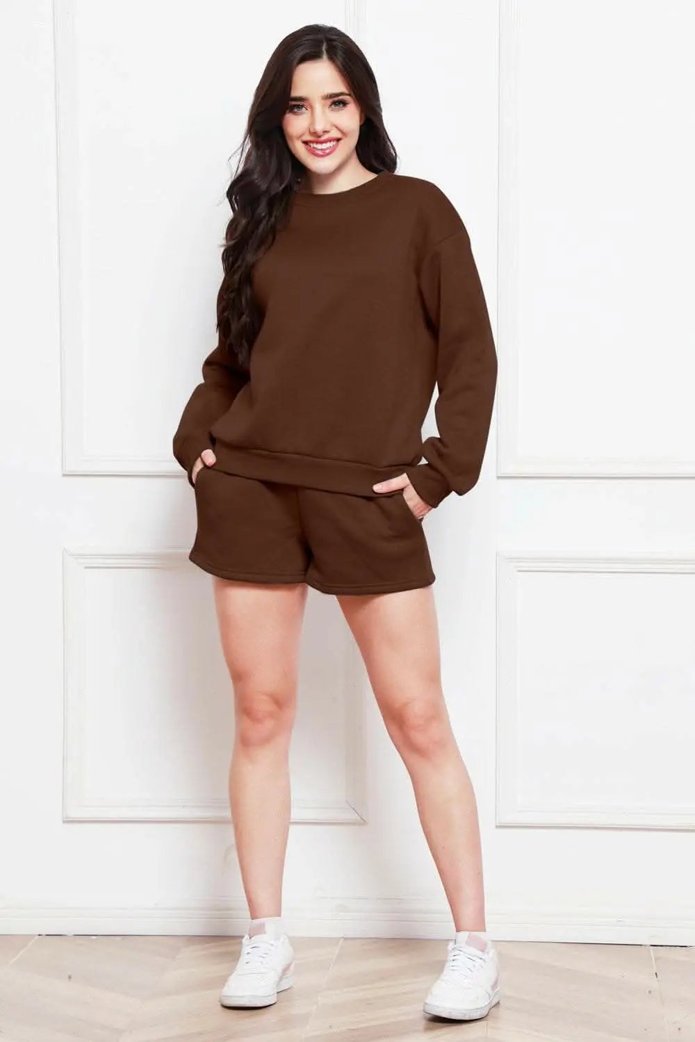 T-Shirts Trendsi Cozy sweatshirt and shorts set
