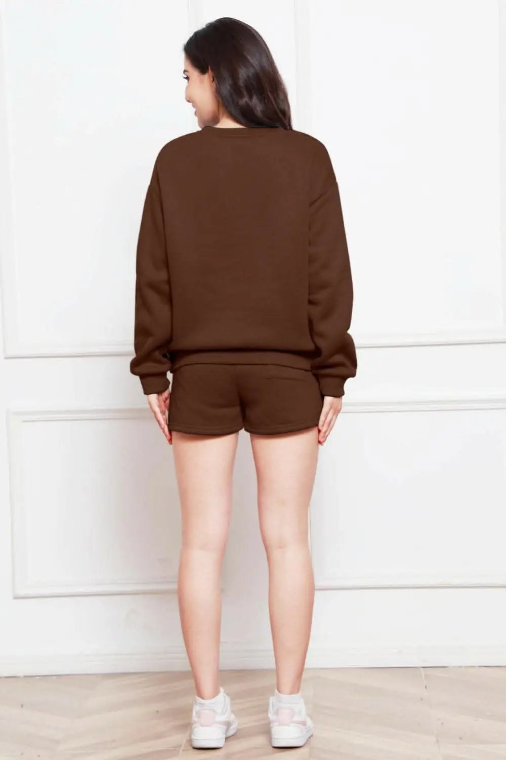 T-Shirts Trendsi Cozy sweatshirt and shorts set