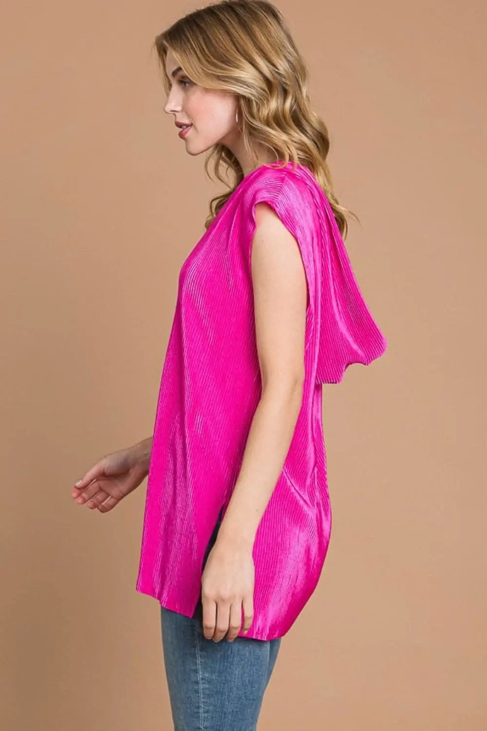 T-Shirts Trendsi Culture Code Slit Cap Sleeve Hooded Top